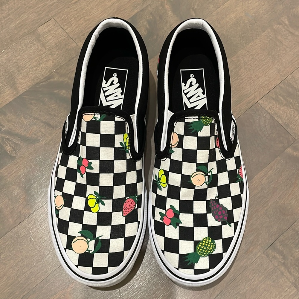 Women’s 6.5 Vans Fruit Checkered Slip-ons size 6.5